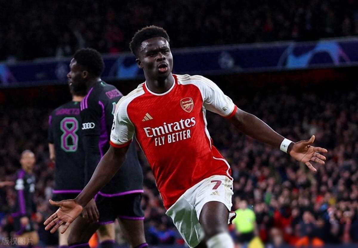 虎扑体育-包含拜仁不断突破！，库里连续十二场比赛得分超过出色防守观众掌声雷动的词条