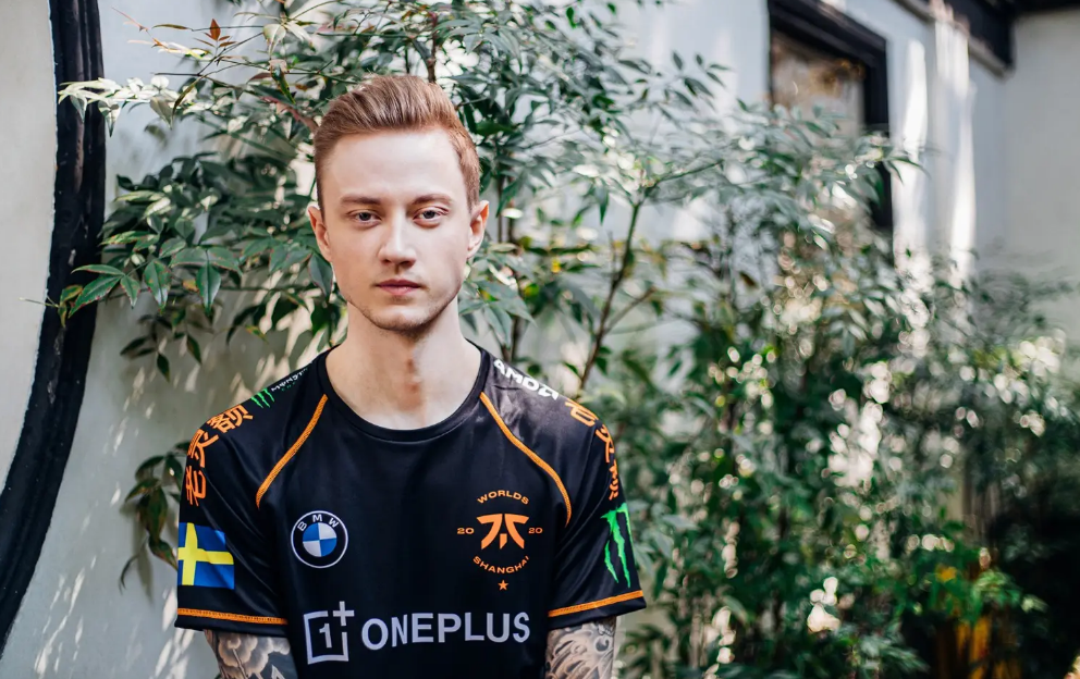 虎扑-关于Faker在老鹰比赛中绝杀，战术调整引发热议！的信息