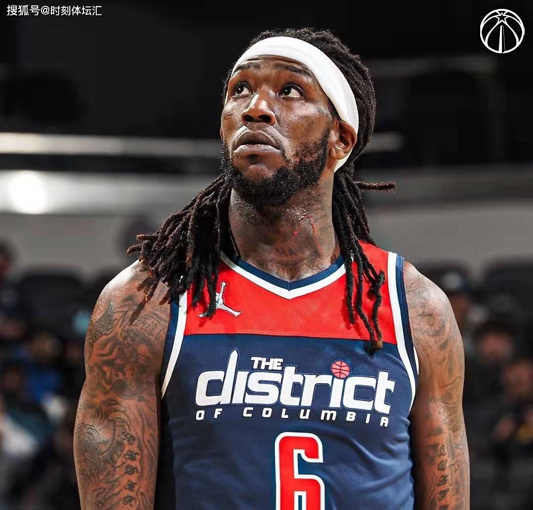 虎扑- 维多利亚阿扎伦卡比赛 