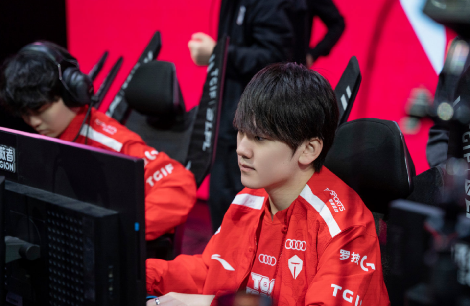 Rookie在西班牙队比赛中突破纪录，赛况扑朔迷离引发热议！的简单介绍