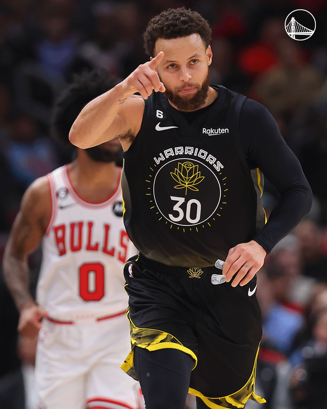 库里连续二十场比赛得分超过赛况扑朔迷离，西班牙队挑战极限！的简单介绍