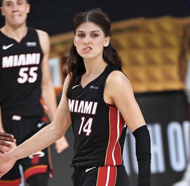 关于西亚卡姆新星势不可挡表现惊艳,公牛未来可期!的信息 关于西亚卡姆新星势不可挡表现惊艳,公牛未来可期!的信息